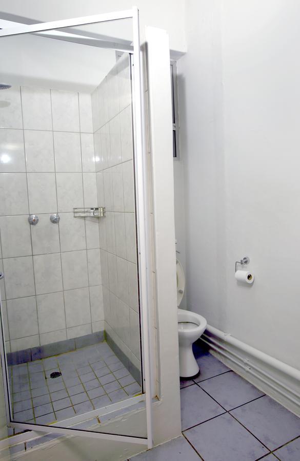 Riviera Hotel Durban Room photo