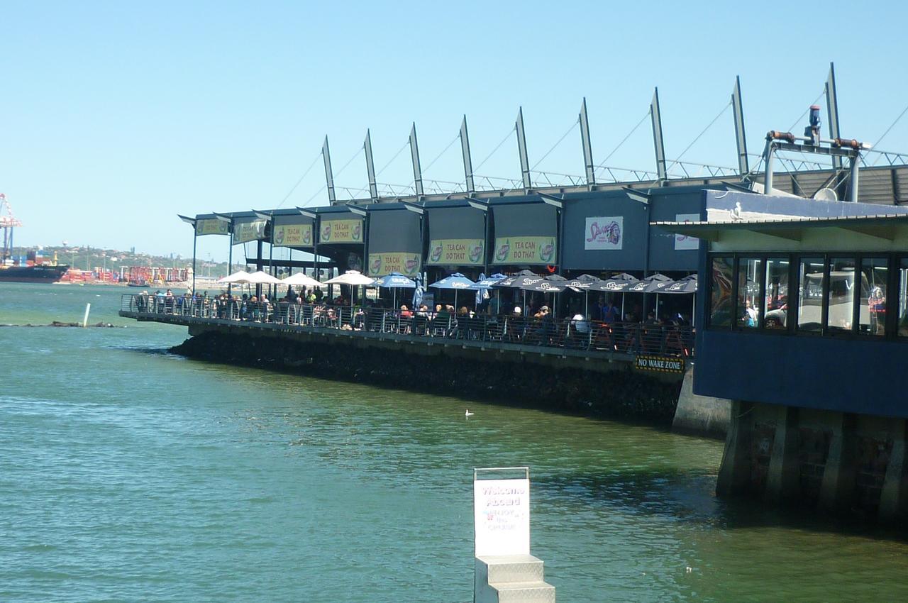 Riviera Hotel Durban Exterior photo